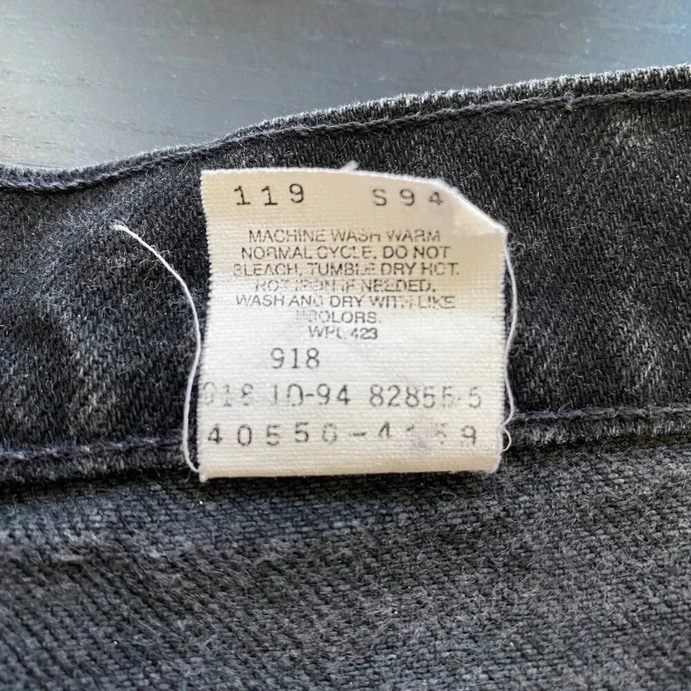 Vintage Levis 550 Orange Tab Denim Jeans Relaxed Fit Men's 34x32 Black Raw Hem